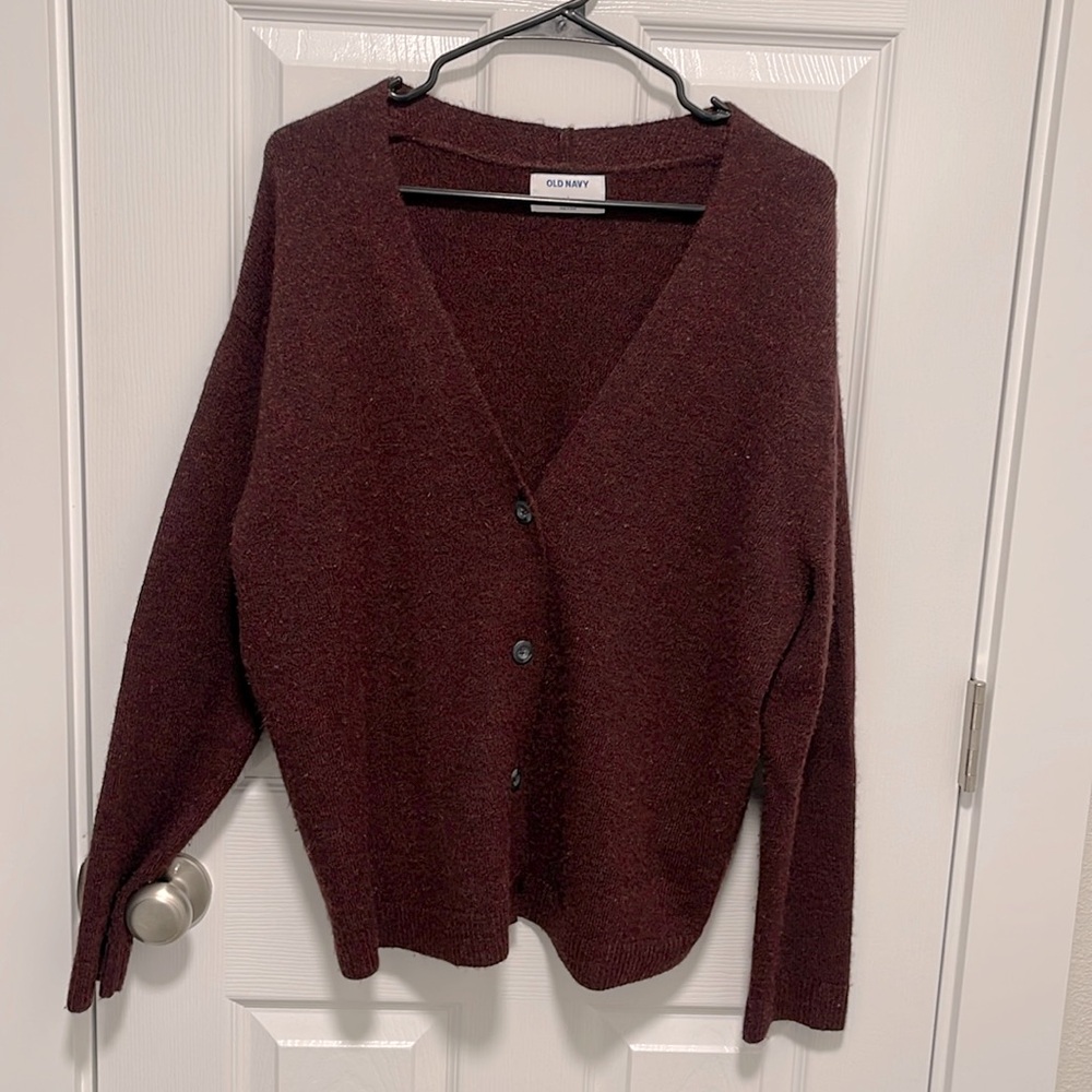 Maroon long sleeve sweater